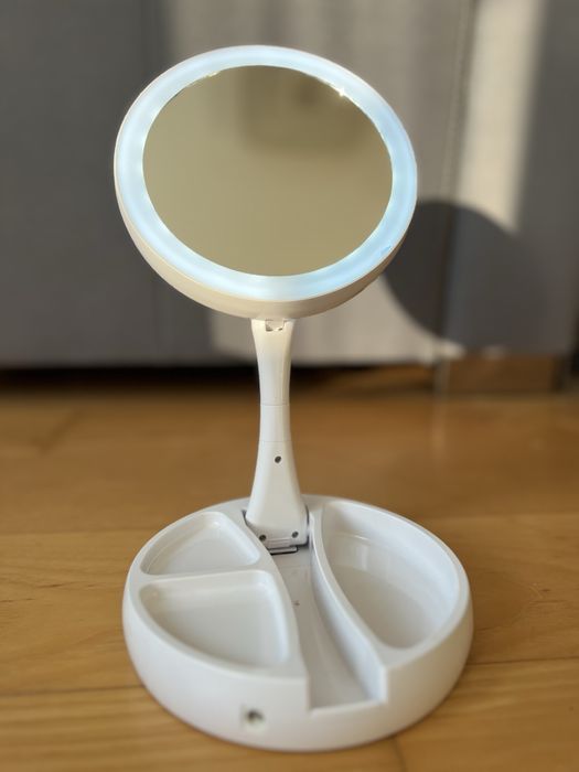 Make up mirror z lampa LED