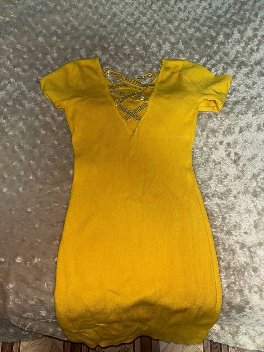 Жовта сукня рубчик б/в
