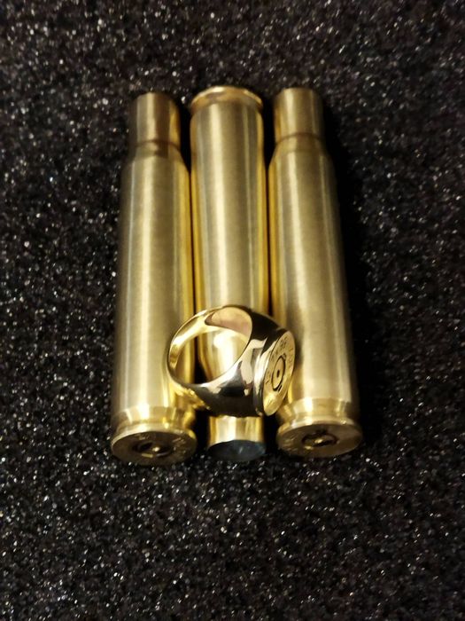 Зроблено із гільзи.
Вага 14.7 гр.
Розмір 20.0
Ціна 1.600 грн.