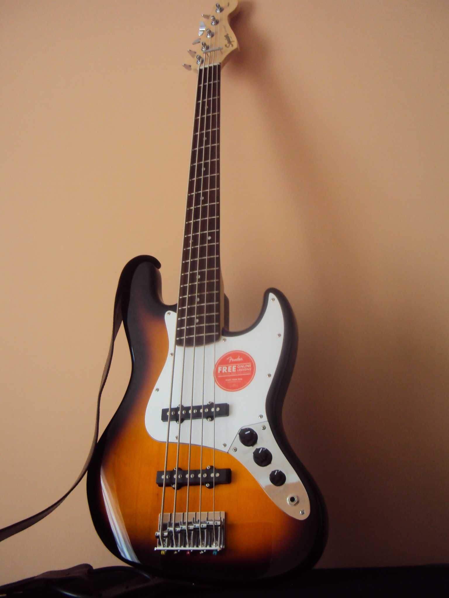 Gitara basowa 5strunowa Squier Affinity Jazz Bass V LRL BSB B-STOCK