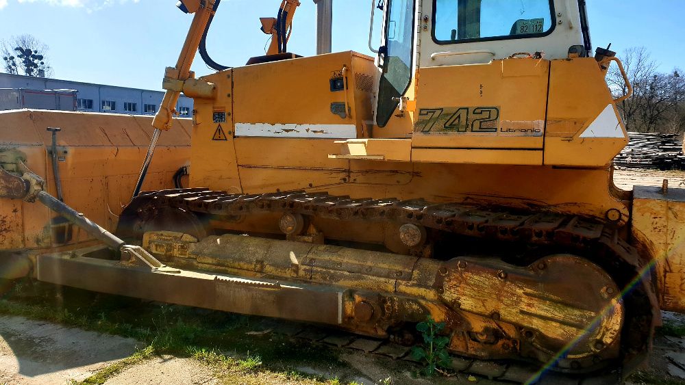 spycharka spych 3,9 m LIEBHERR PR 752 742 BL 732 litronic lemiesz pług