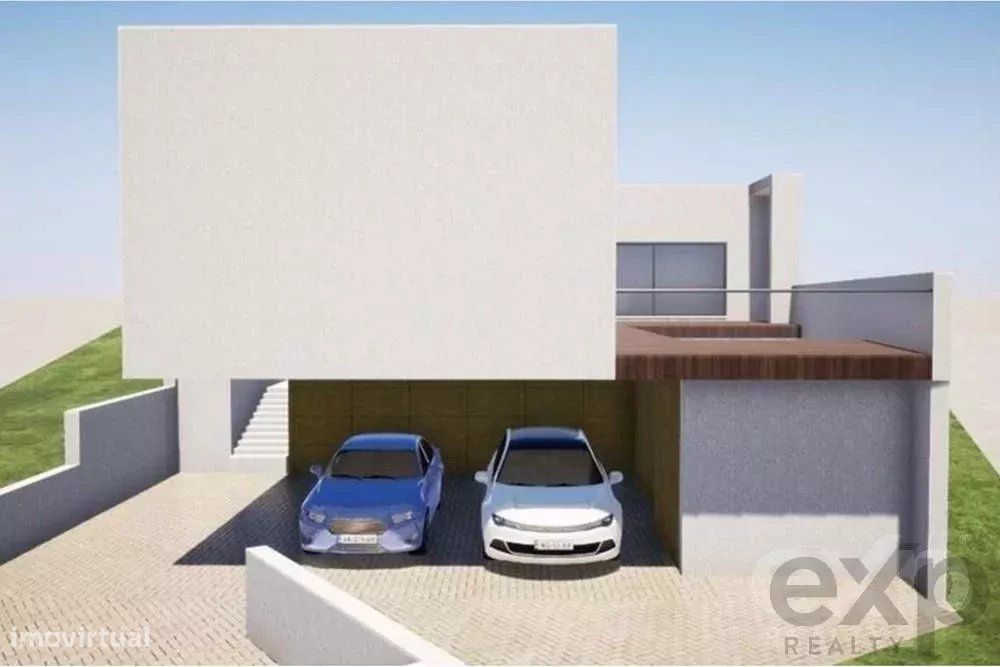 Moradia Familiar T3 Com Piscina, Garagem, Vista Mar E Montanha