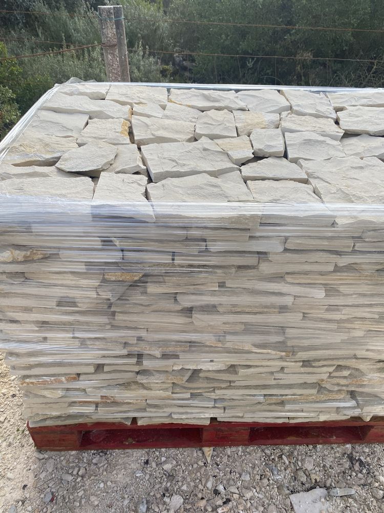Pedra / lage rustica