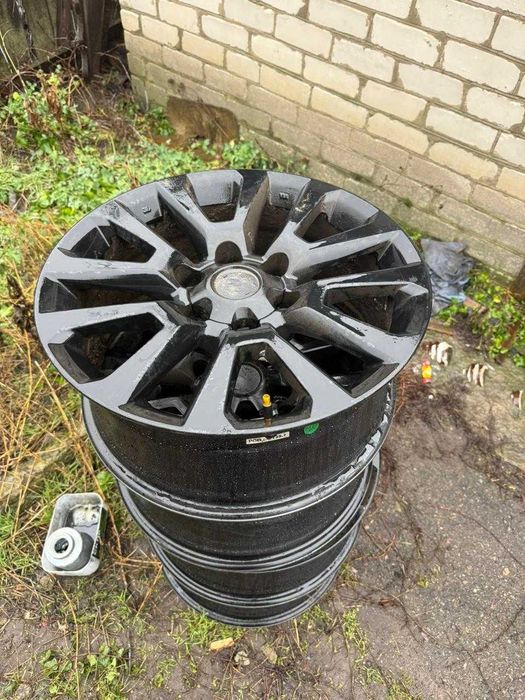 Продам диски р18