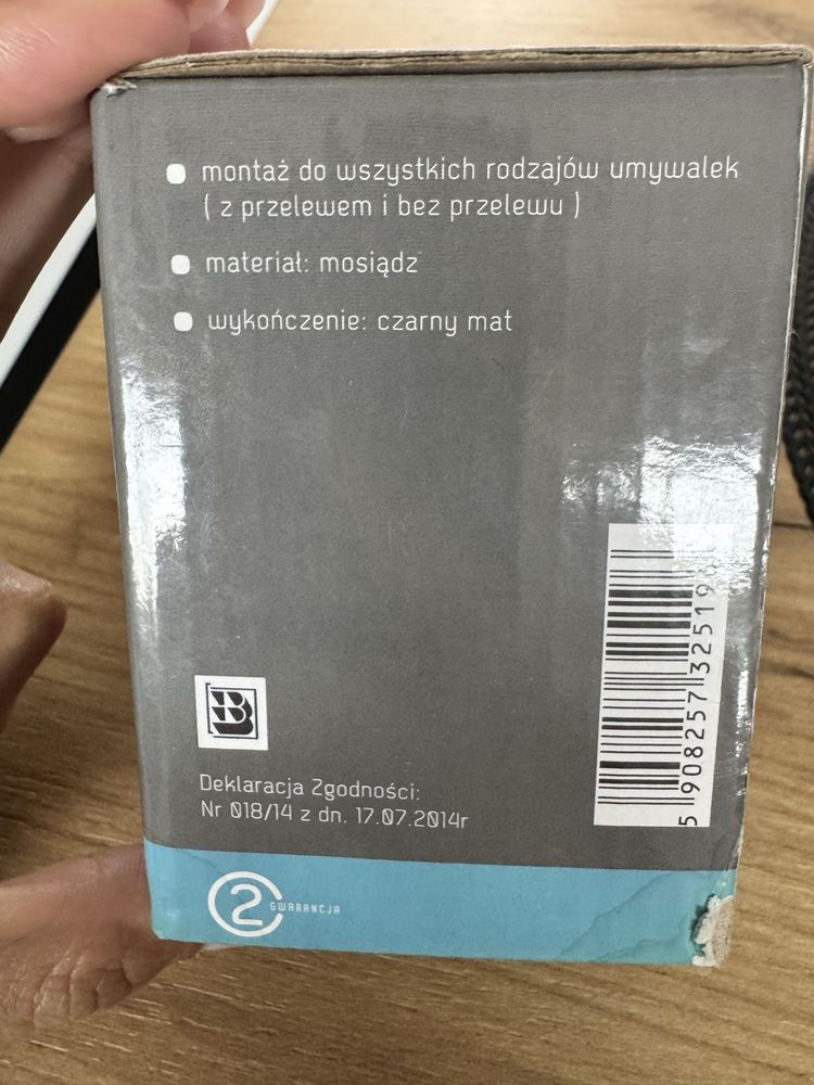 Vedo korek do umywalki klik-klak VSY4000CZ Uno Czarny Mat