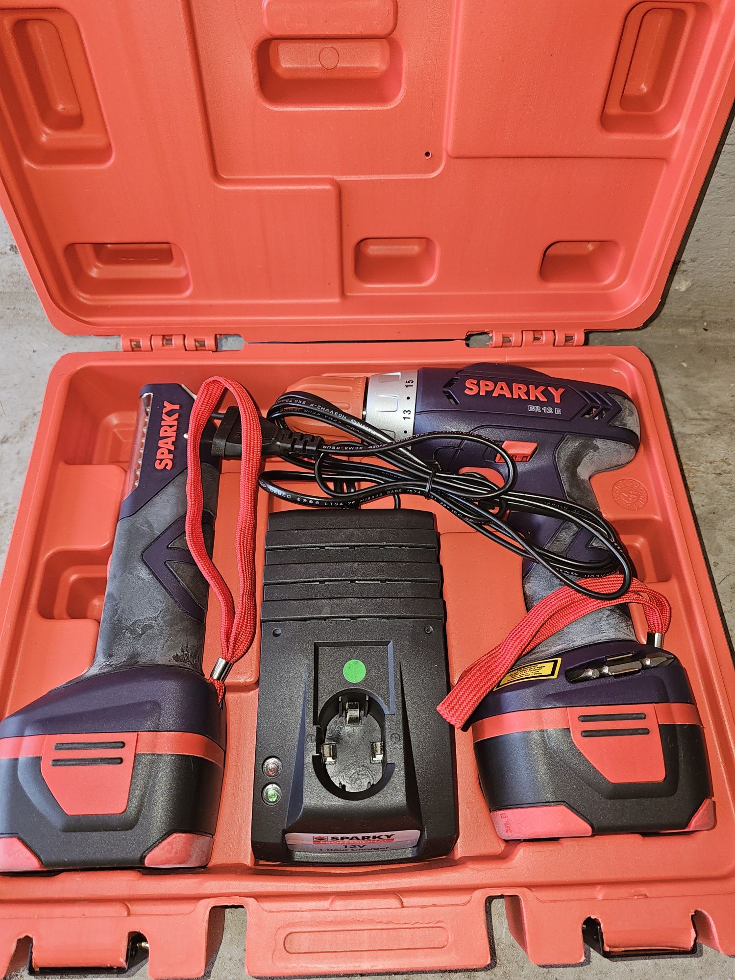 Шуруповёрт аккумуляторный Sparky BR 12E