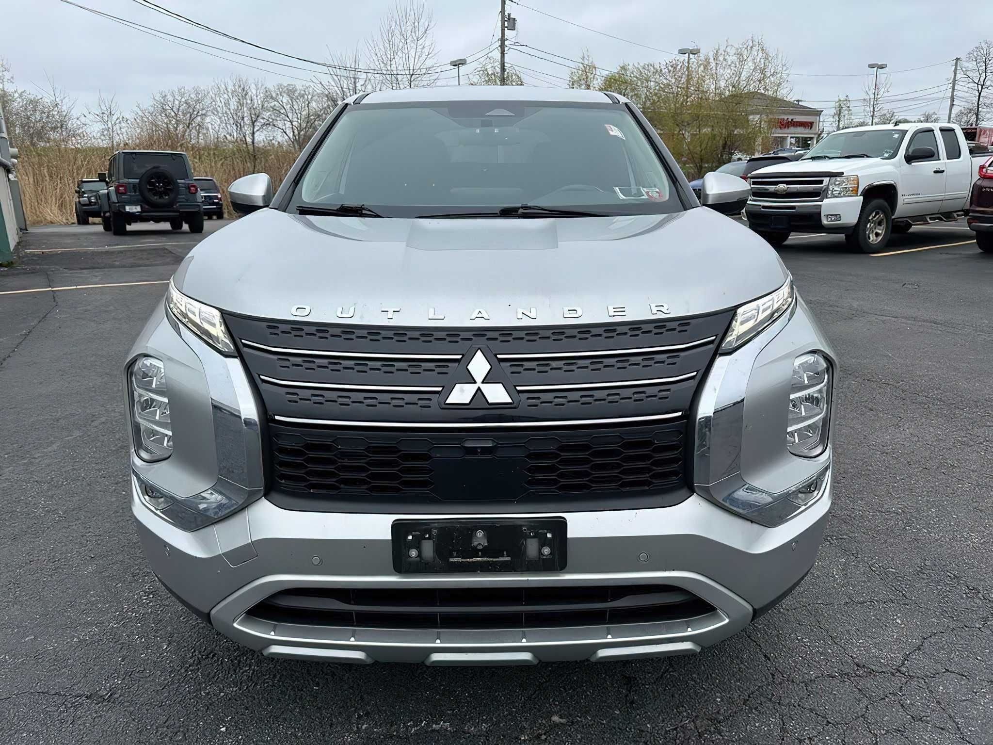 Mitsubishi Outlander 2022