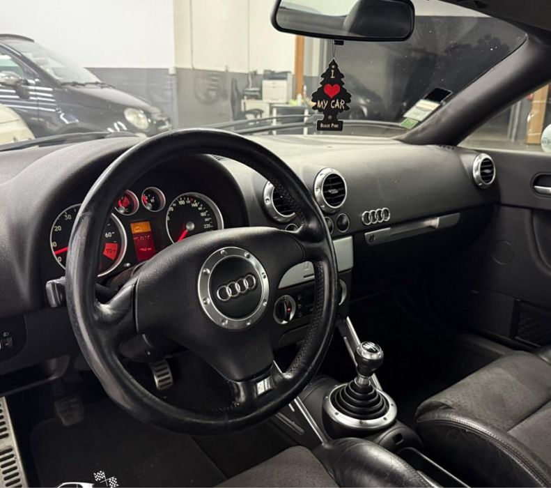 AUDI TT 1.8 TURBO (280cv) [4Lugares]