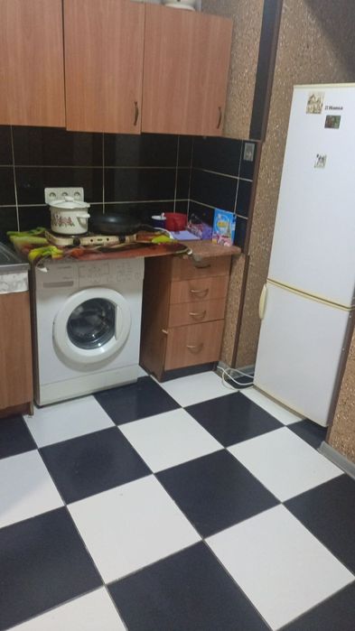 Сдам 1 ком кв. СВОЯ рядом Метро Защитников Украины и Спортивная 5 мин.