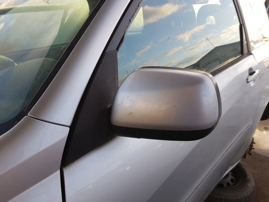 Toyota RAV4 Lusterko 00-05 srebrne
