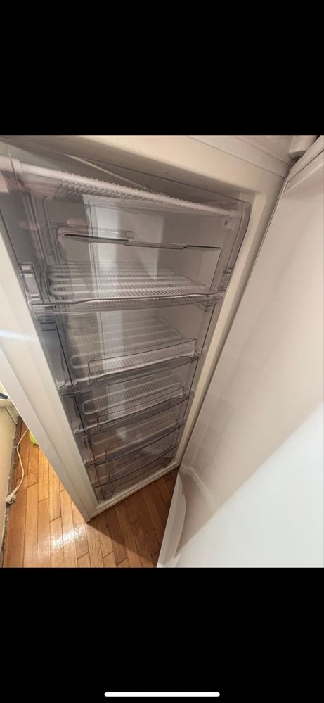 Морозильна камера gorenje f68syw-1