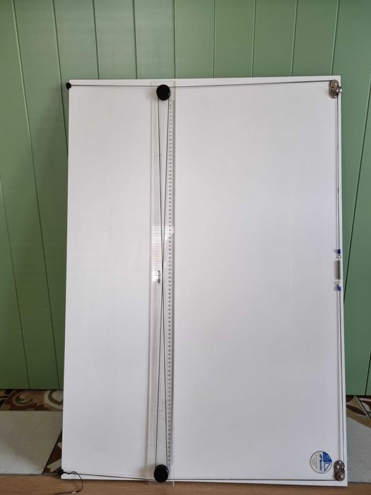Deska kreślarska Leniar 70x100 ze stelażem i przykładnicą