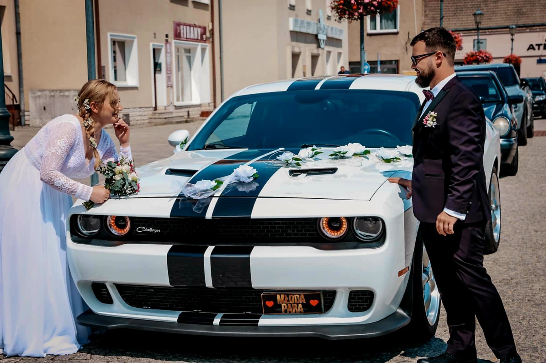 Auto do ślubu wynajem auta na ślub komunie eventy