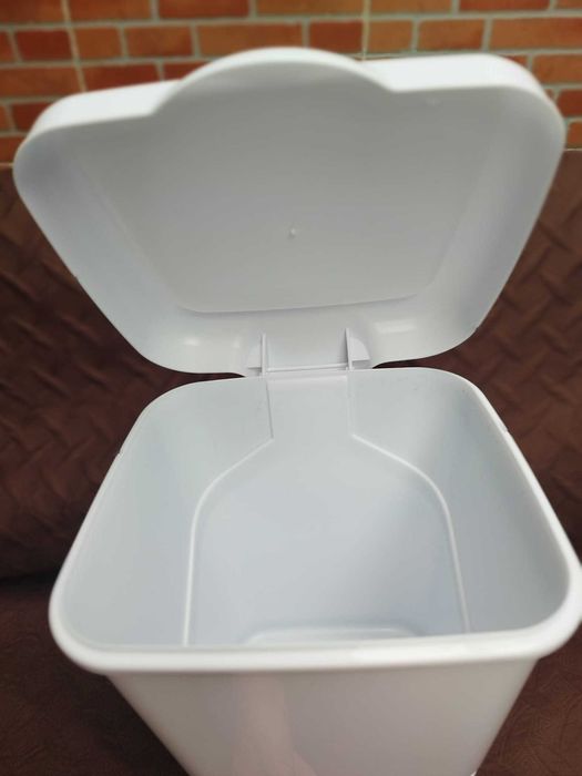 Balde(NOVO) Plástico de Lixo p/20Litros