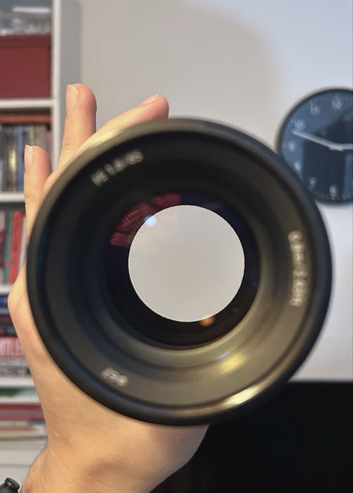 Obiektyw Sony FE 85mm f/1.8 (stan idealny)