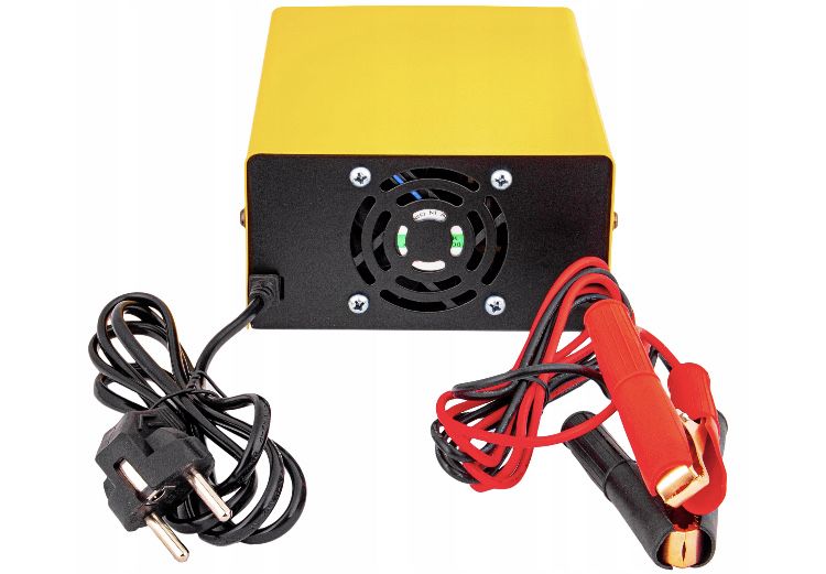 Зарядний пристрій Volt Polska A86 15A Зарядне для акумуляторів 12v