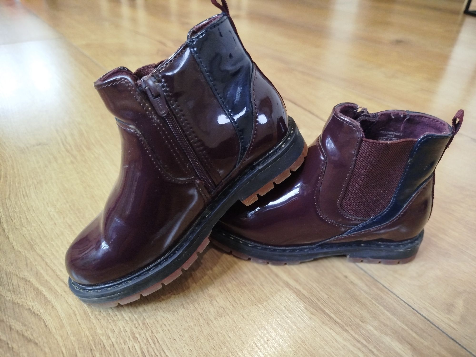 Buty jesienno, wiosenne botki Zara 25