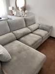 Sofá com chaise longue