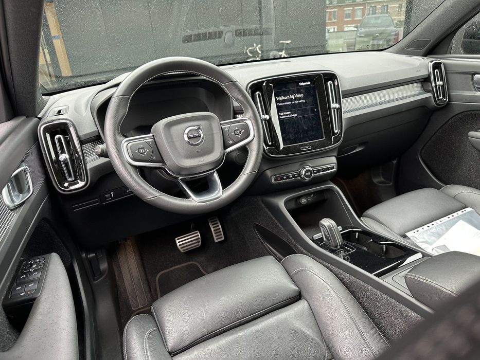 Volvo XC40 P8 twin motor 408cvs