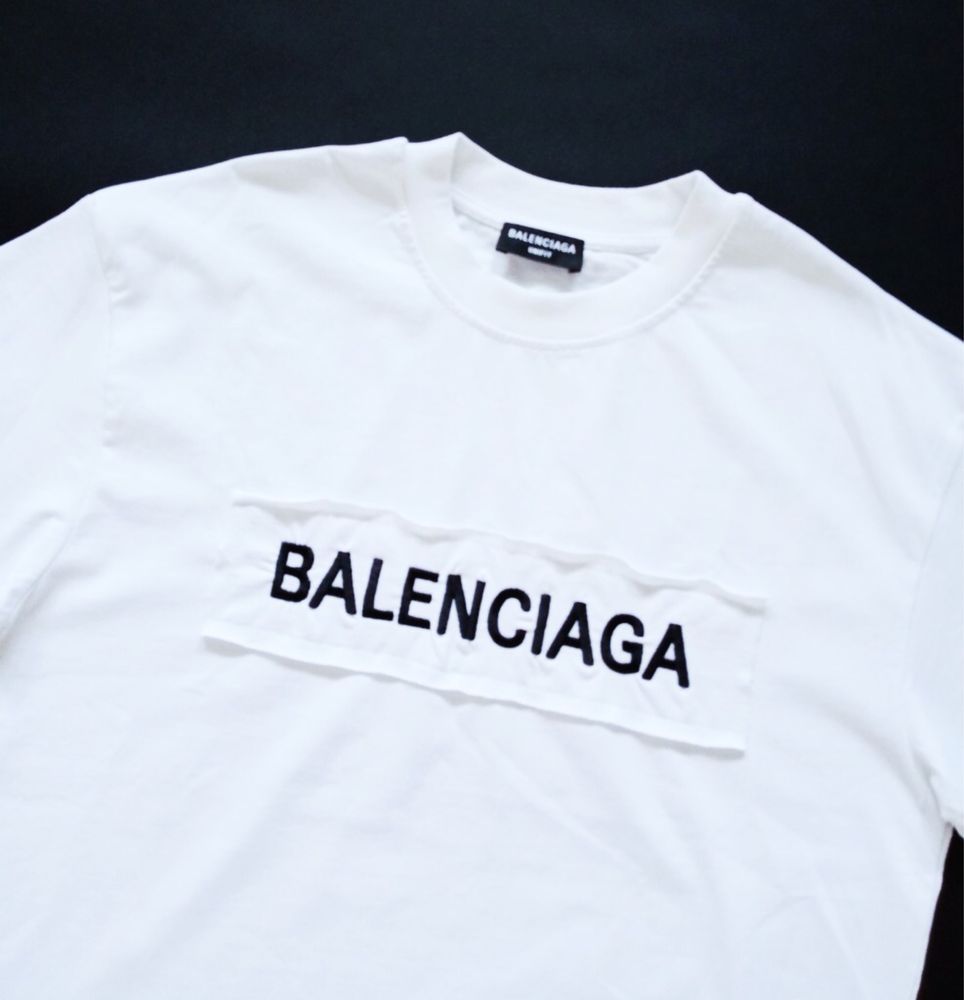 Футболка Balenciaga  S оверсайз
