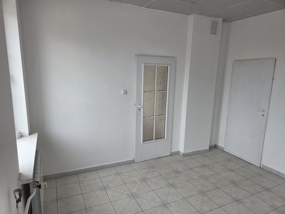 Wynajmę lokal w ścisłym centrum 30m2