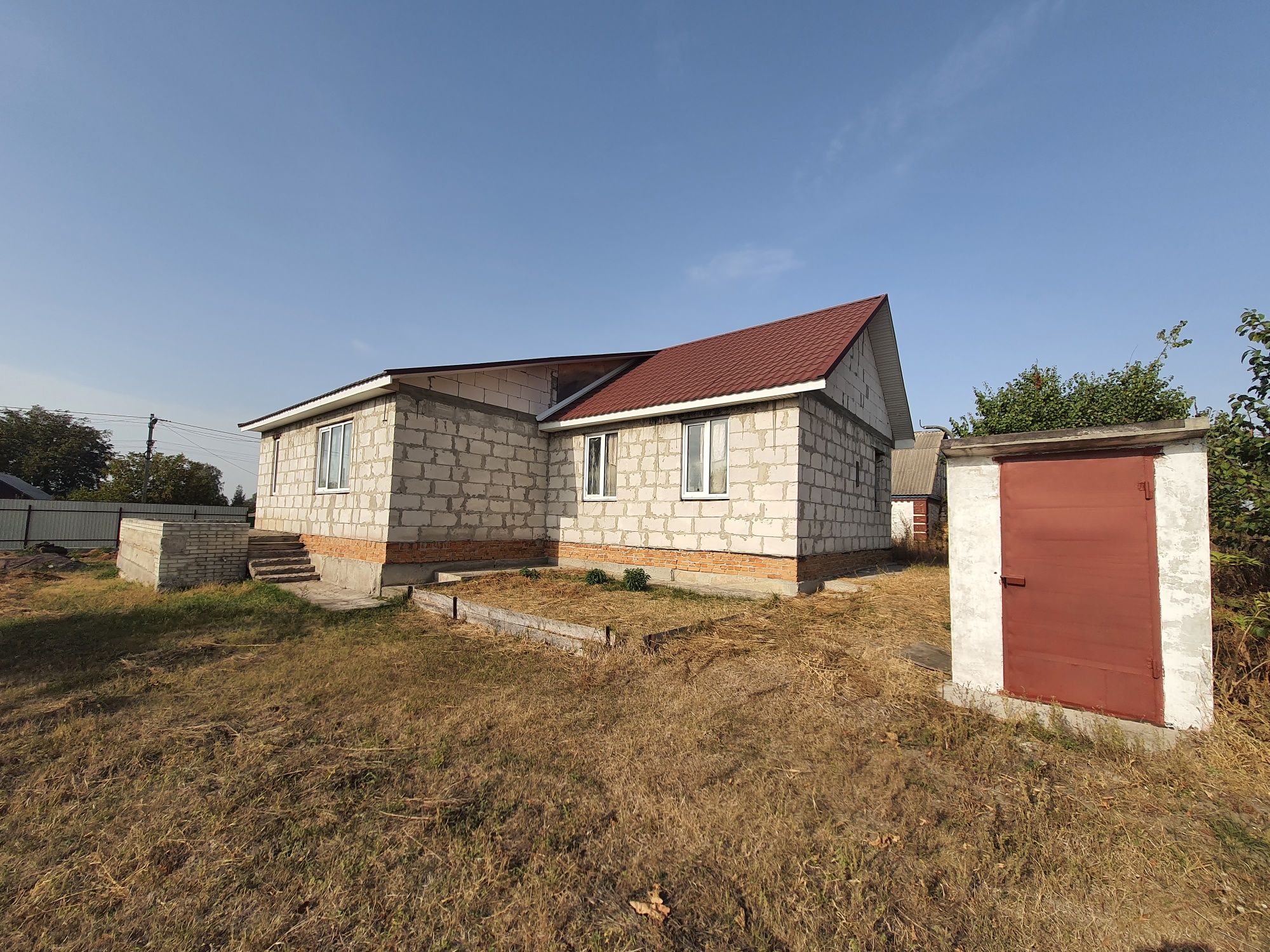 Продам Будинок с. Іванків, 20 соток, 120м2, 31Кв- елек. асф.під'їзд!
