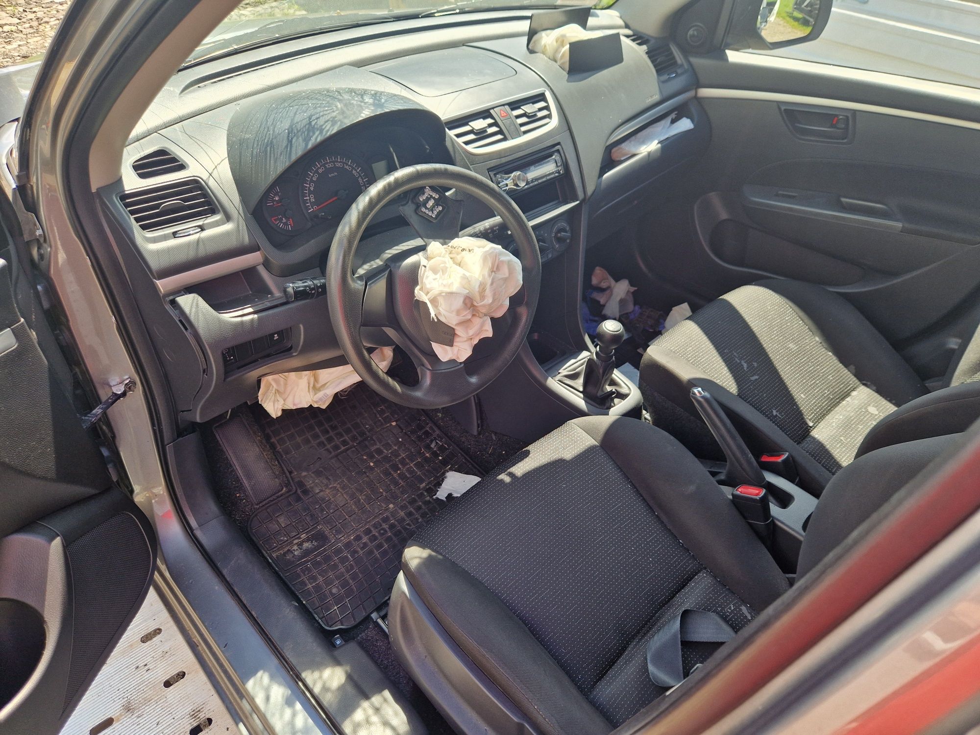 Suzuki Swift Salon Polska 1Właściciel Benzyna Klima Zadbany Uszkodzony