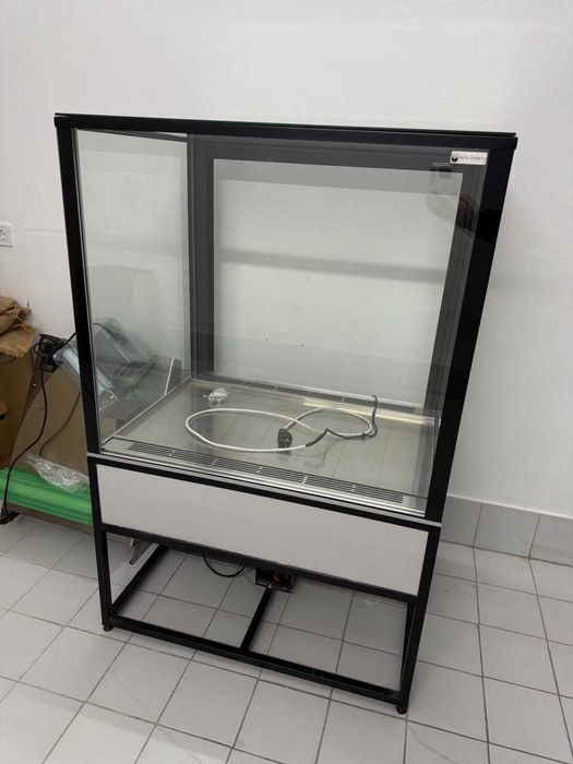 Комплект кав'ярні кондитерська вітрина з холодильником та морозилкою