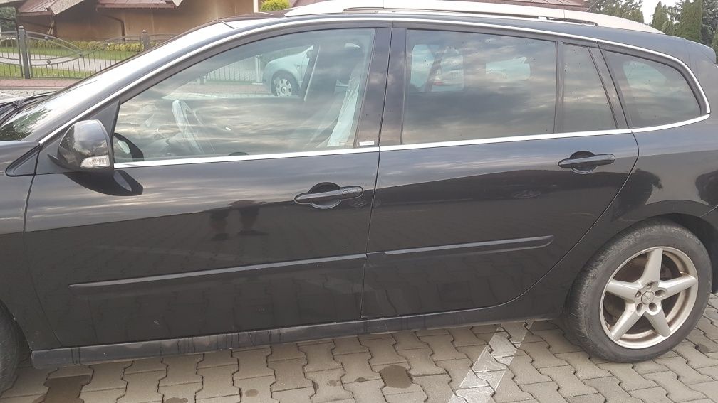 Renault Laguna III 2.0 DCI 178 KM GT 4 Control Navi Xenon Kombi CZĘŚCI