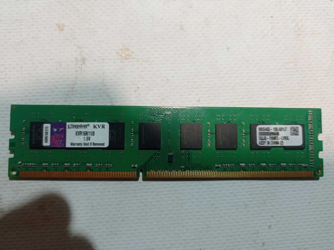 Оперативка Kingston 8 GB DDR3 1600 MHz (KVR16N11/8)