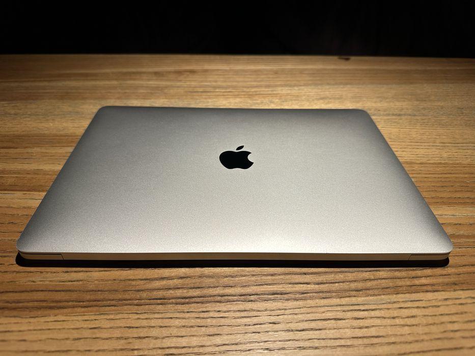 MacBook Pro 2017 i5 8/128