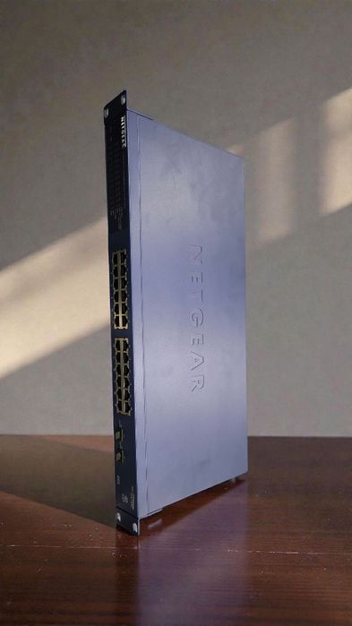 Switch Netgear GS724-T