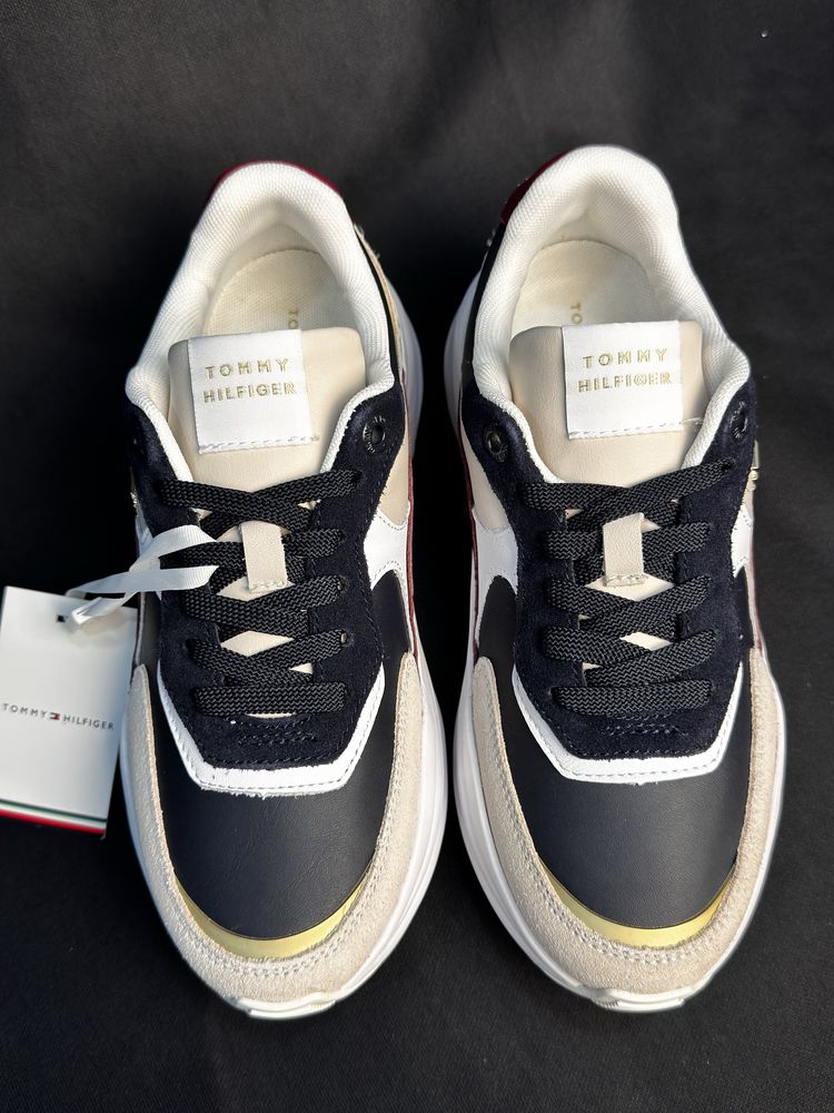 Кожаные кроссовки Tommy Hilfiger CHUNKY TH RUNNER