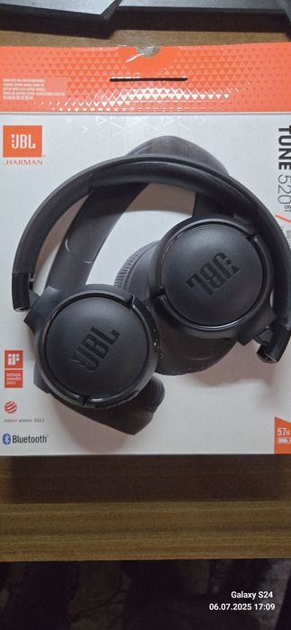 Навушники JBL TUNE 520 BT