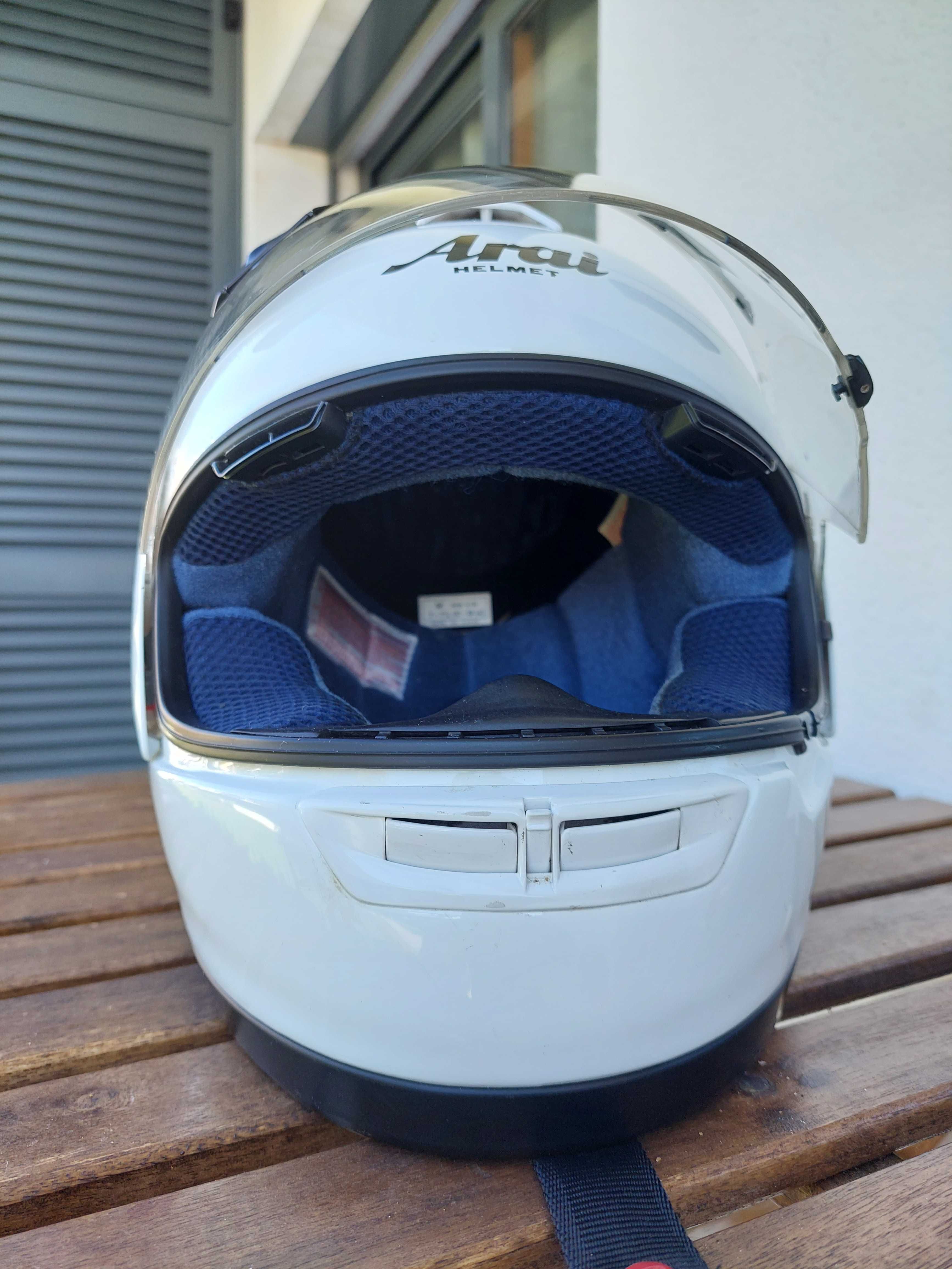 Capacete Arai condor