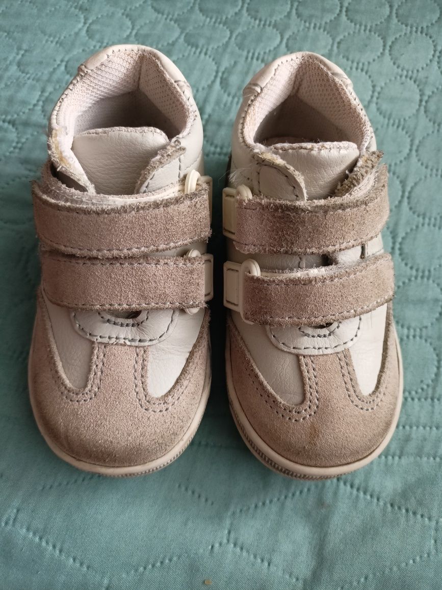 Buty jesień wiosna rozmiar 20 unisex