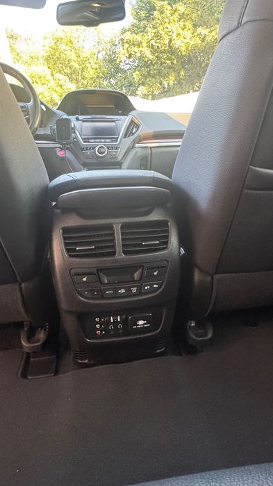 Продам Acura MDX