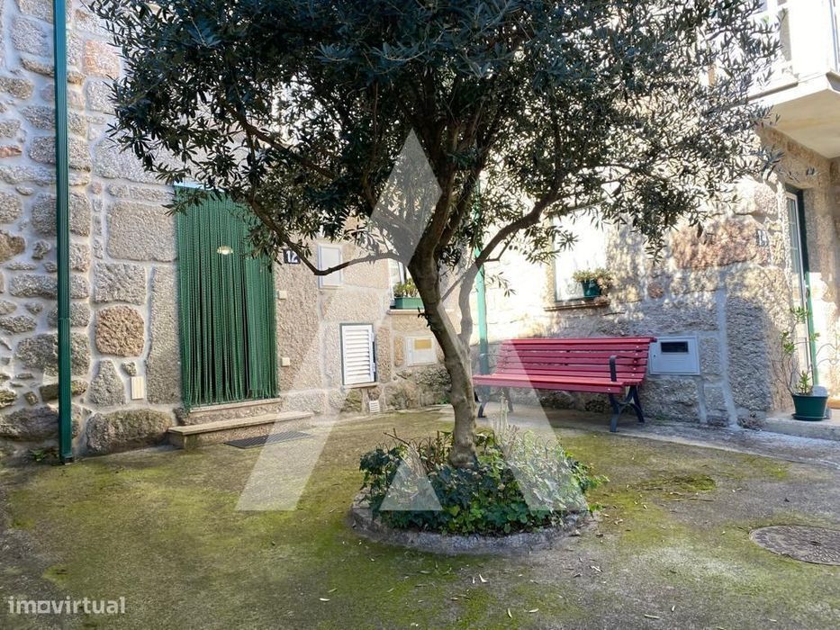 Moradia T2 localizada em Satão, Viseu