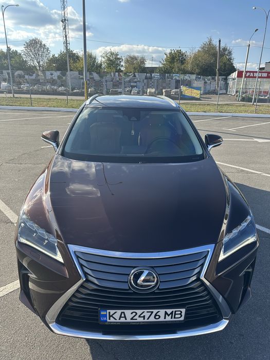 Продам Lexus RX300 2018 года