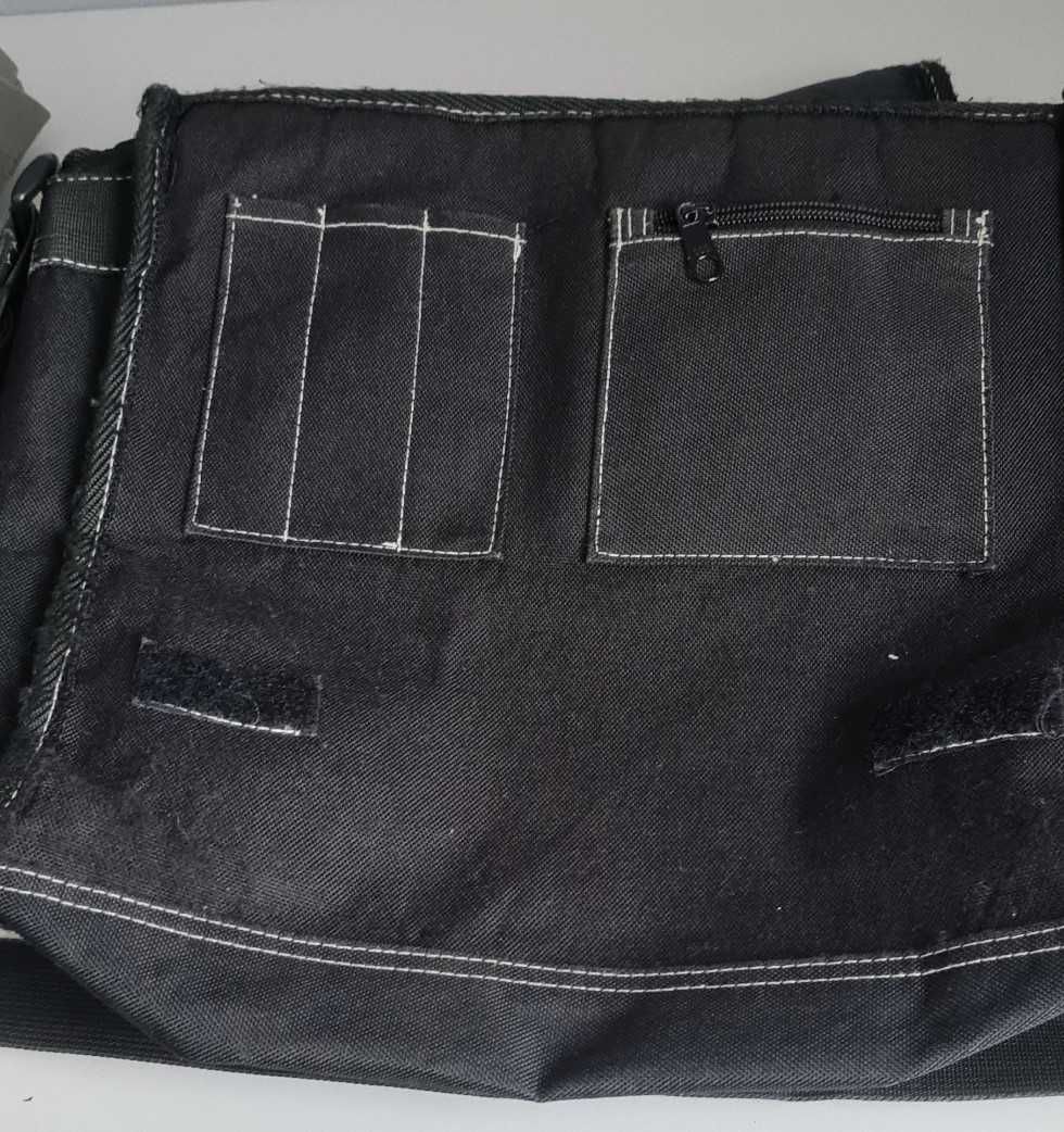 Semi Line czarna torba na ramię