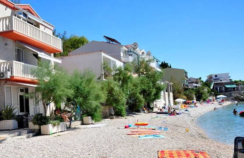 Chorwacja / Drašnice / apartamenty BEPINA przy plaży.