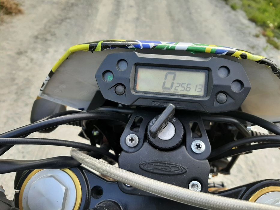 Rieju MRT 125 Yamaha WR 125