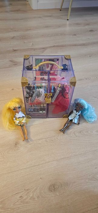 Szafa i lalki Rainbow High