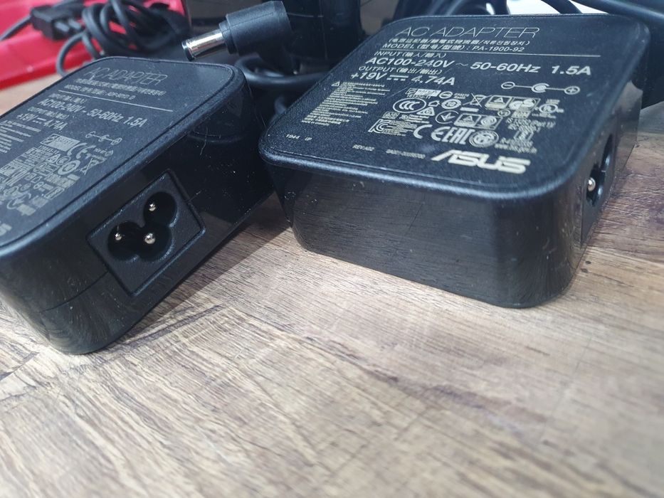 Зарядка зарядное блок питания живлення ASUS 90w 5.5×2.5mm 19v/4.74a