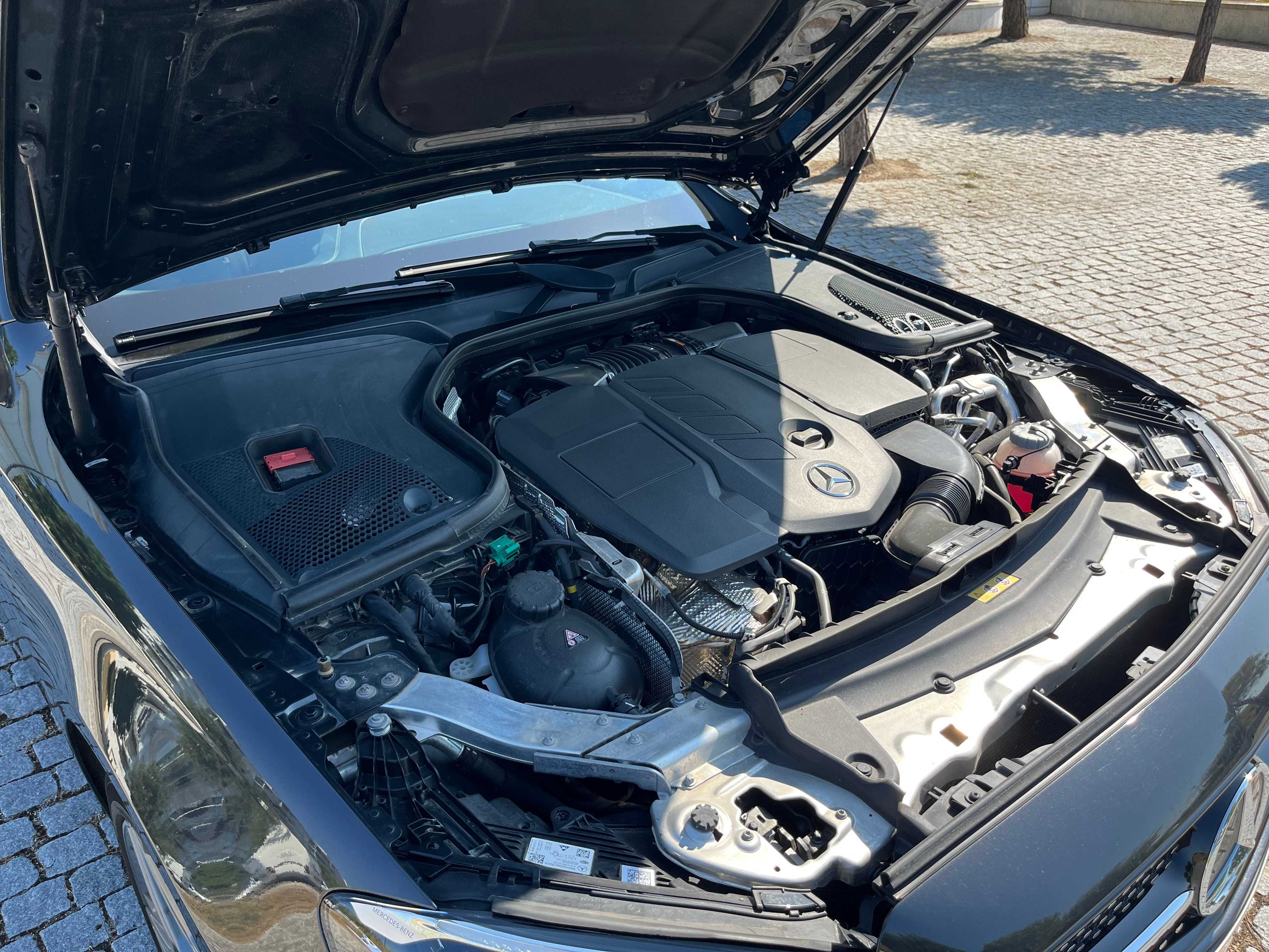 Vendo Mercedes-Benz E 300 de (w213 facelift de 2021)