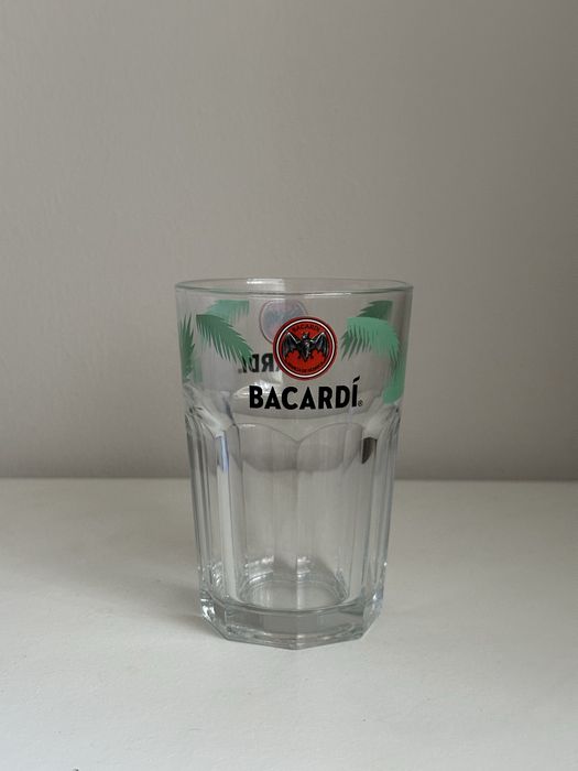 Copo Bacardí novo