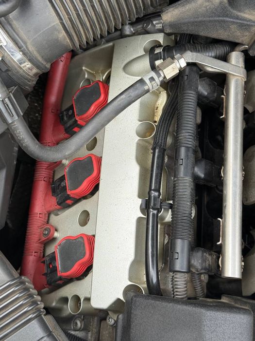 Продам Ауди А6С6 2.4 бензин