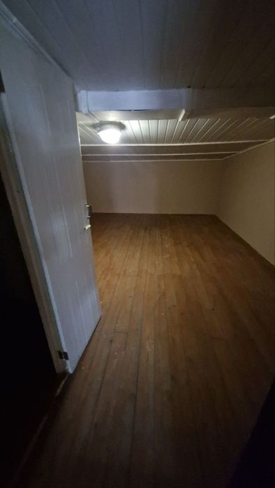 Оенда складу 200м2 Троєщина (Погреби)