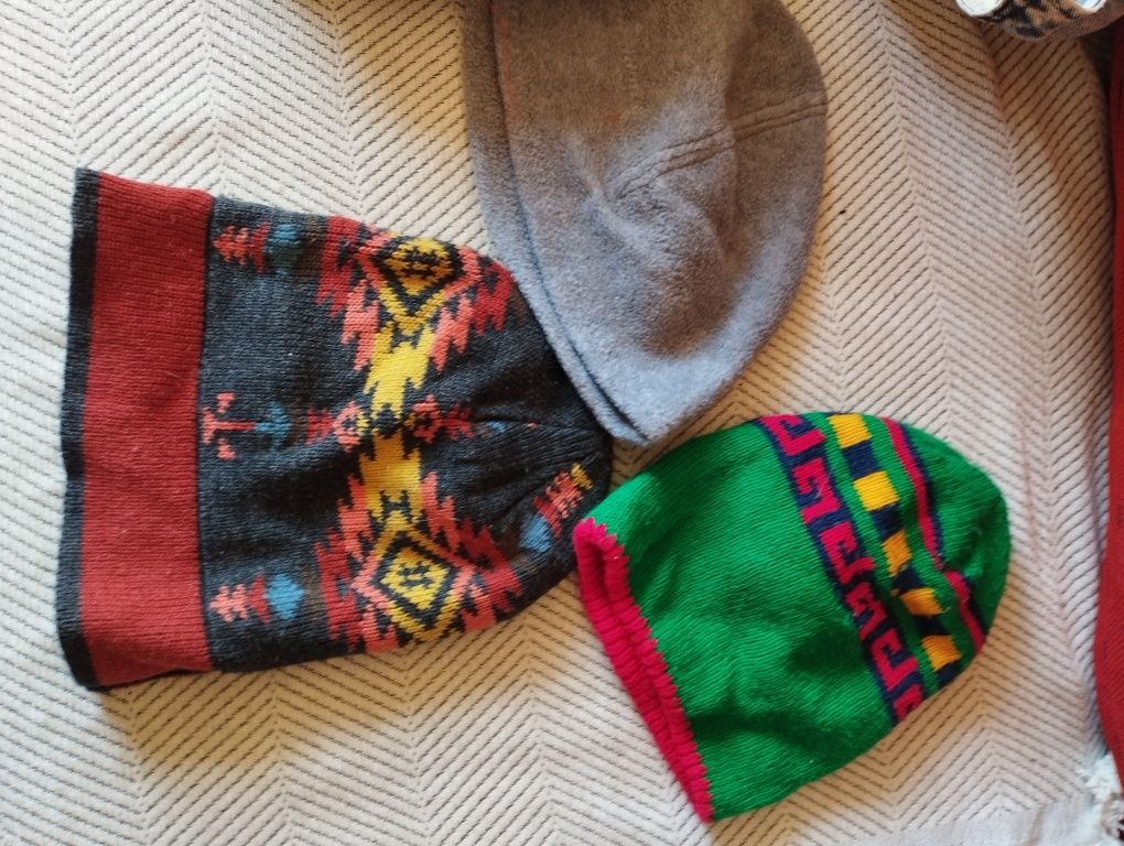 Chapéus e gorros a partir de 1 euro