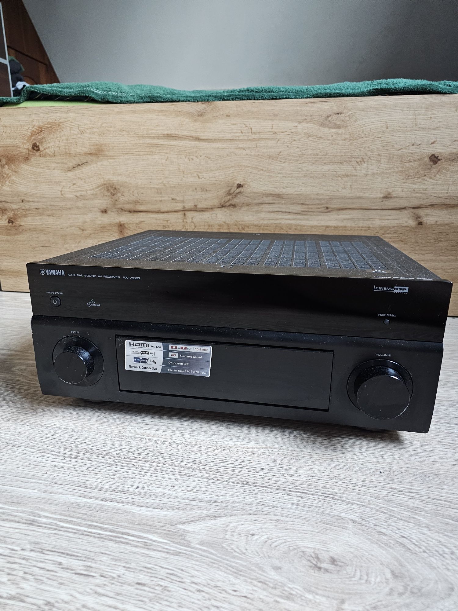 Aplituner Yamaha RX-V1067